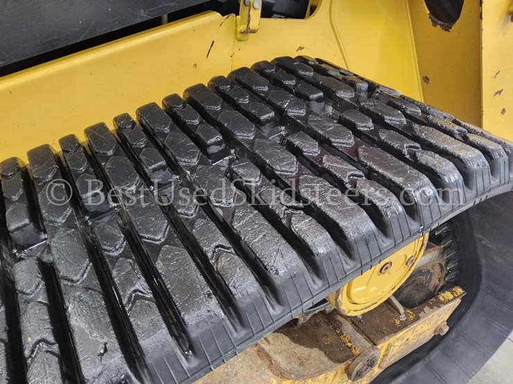 2015-caterpillar-279d-image-16