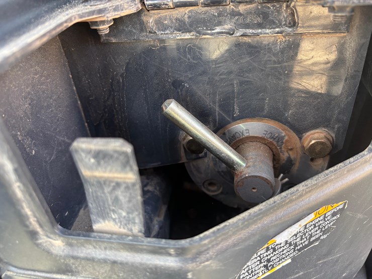 hitachi-60d-hydraulic-excavator-image-15