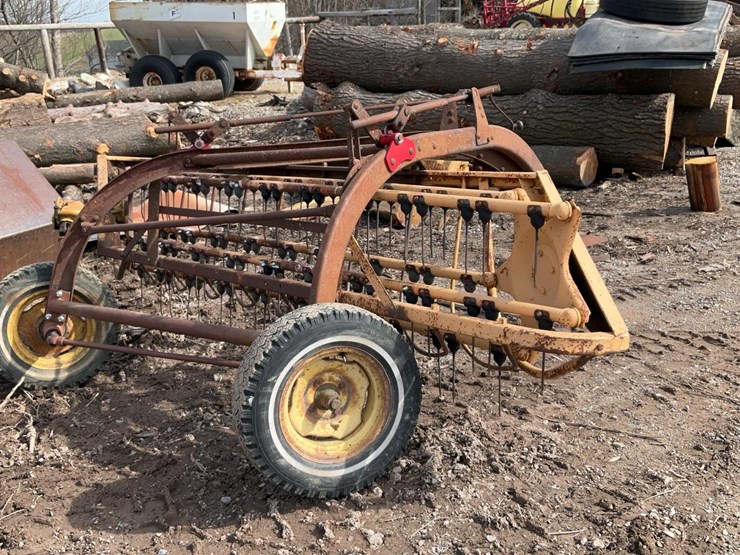 #712-•-new-holland-rollbar-rake-image-10