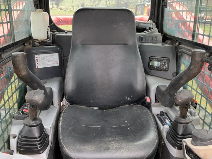 #250-•-2020-kubota-slv75-2-skid-steer-image-11