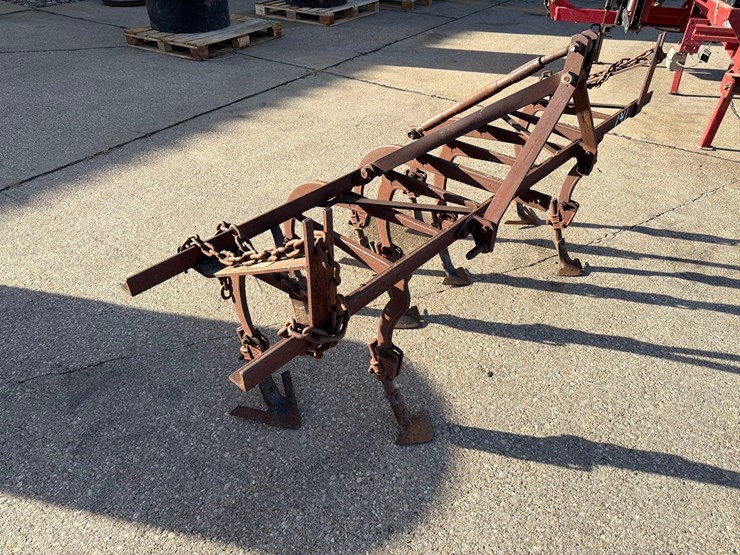 dearborn-13-1-image-9