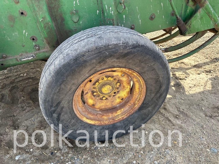 john-deere-24-image-8