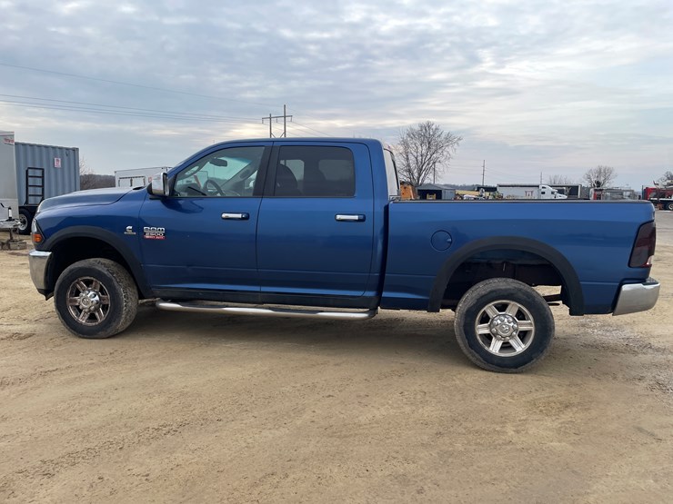 2011-dodge-ram-2500-image-8