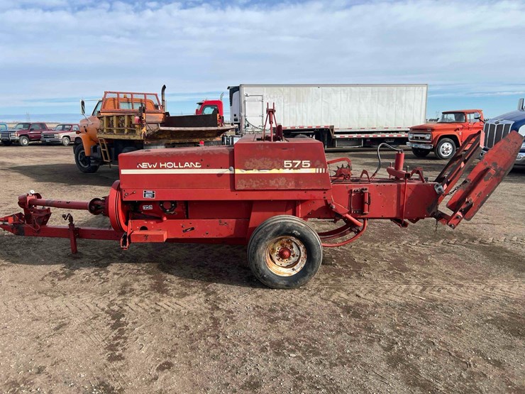 new-holland-575-image-9