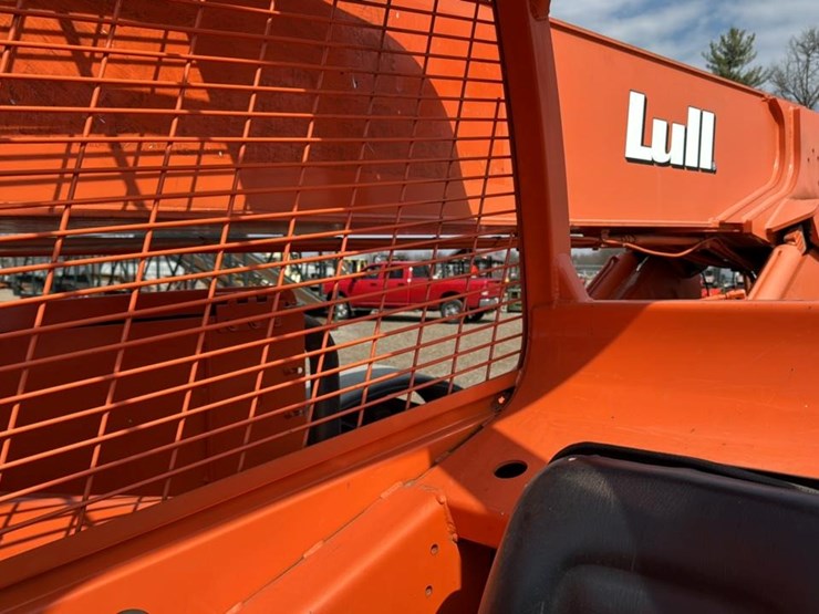 2007-lull-644-image-39