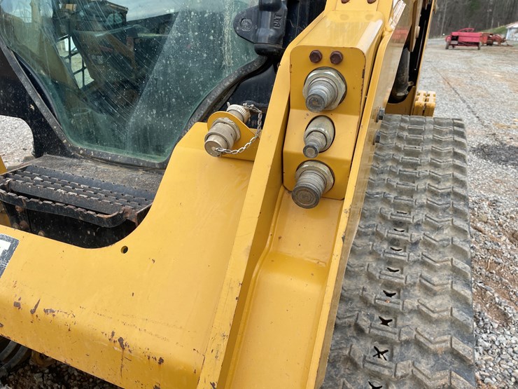 2017-caterpillar-259d-image-10