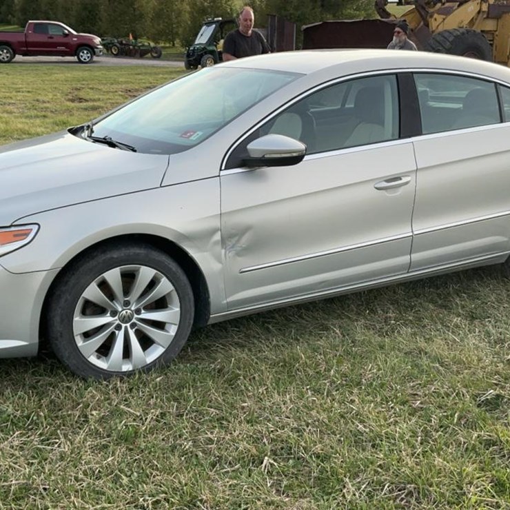 #510 • 2009 Volkswagen Passat
