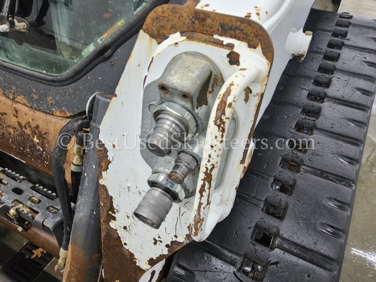 2021-bobcat-t550-image-14