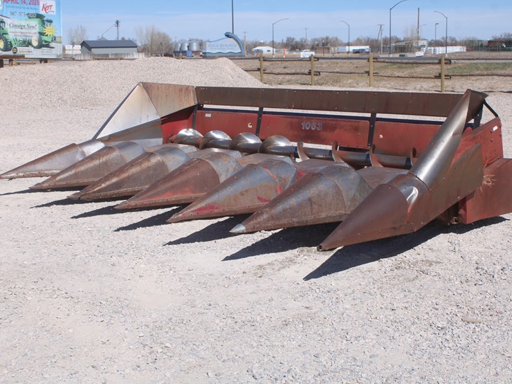 case-ih-1063-image-2