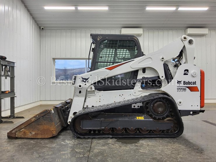 2023-bobcat-t770-image-1