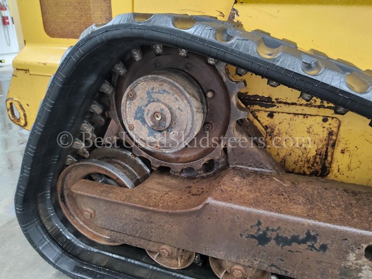 deere-ct332-image-11