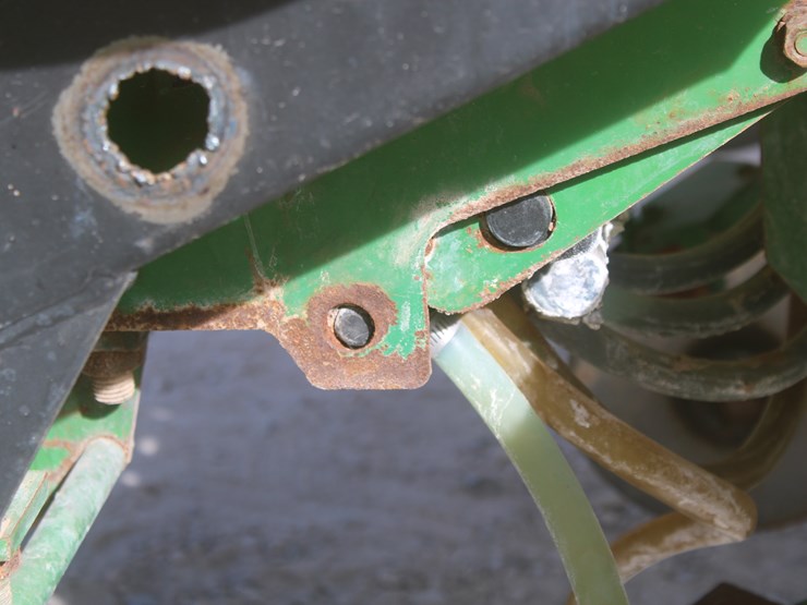 john-deere-7200-image-54