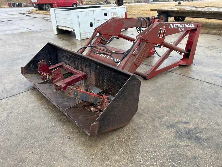 international-2250-image-3