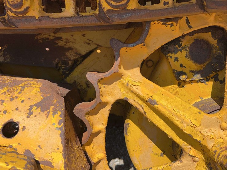 caterpillar-r2-image-48