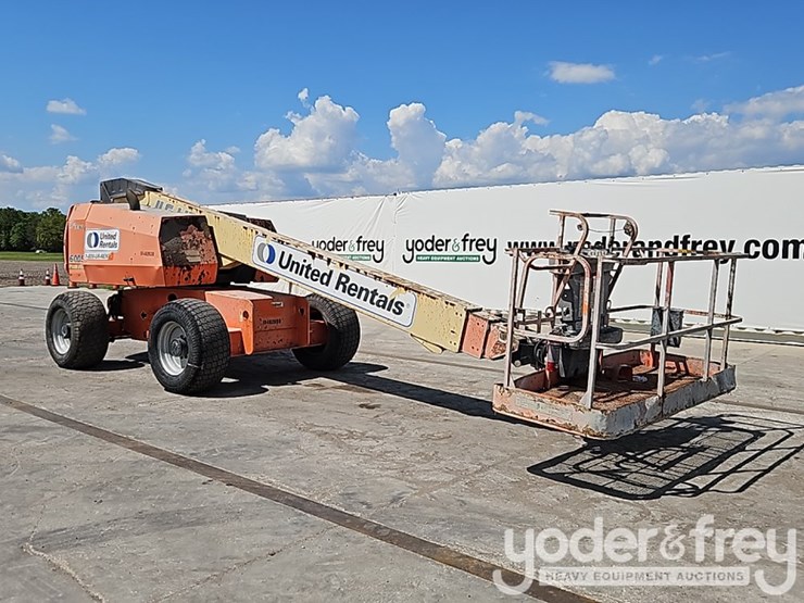 2016-jlg-600s-image-7