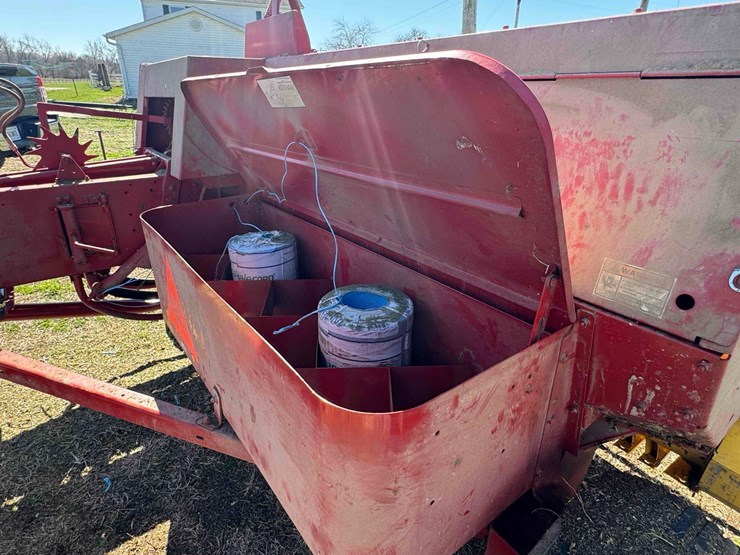 new-holland-bc5070-image-27