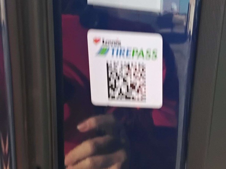 2018-freightliner-cascadia-126-image-18