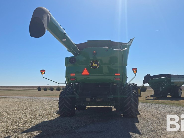 2016-john-deere-s680-image-6