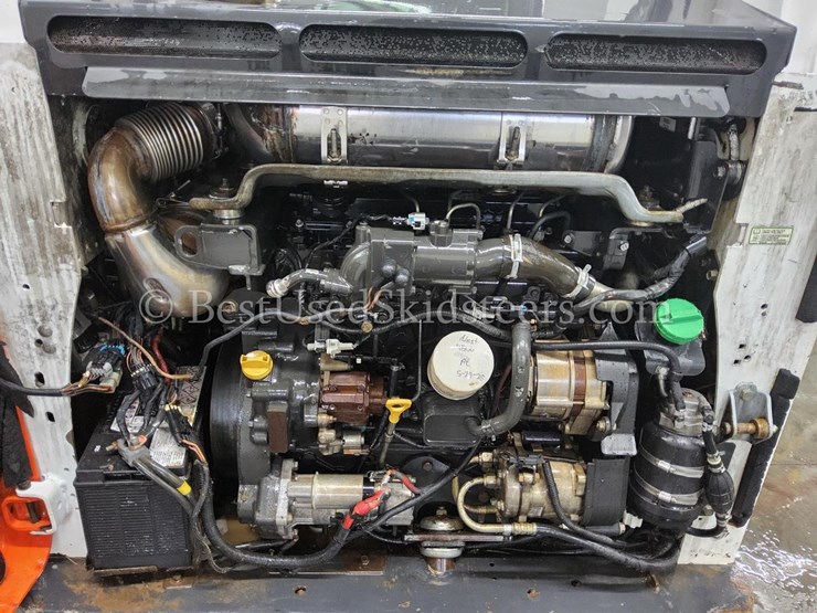 2017-bobcat-t770-image-9