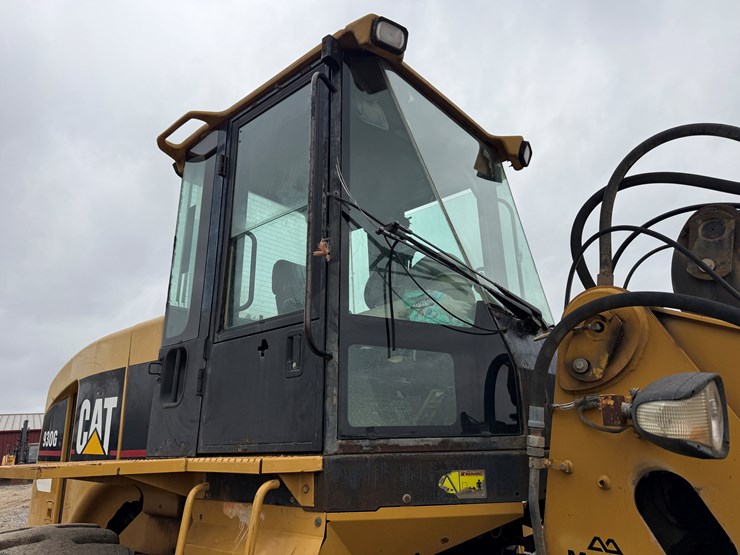 2005-caterpillar-930g-image-64
