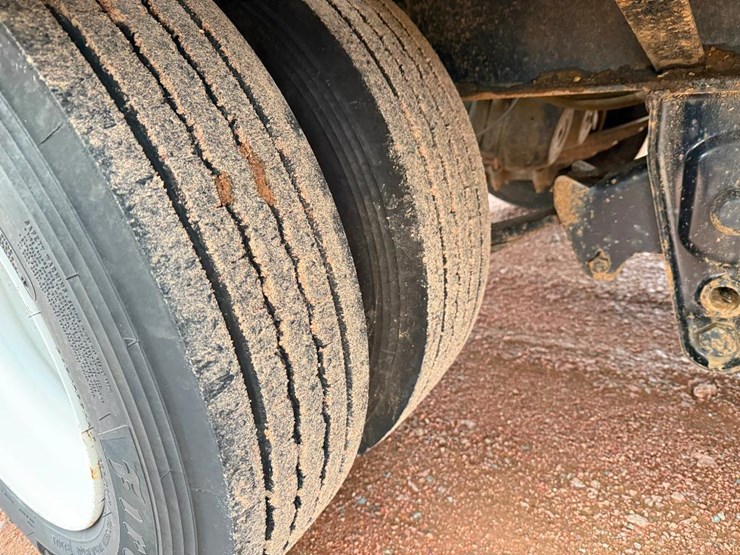 #193-•-lot-193-image-9