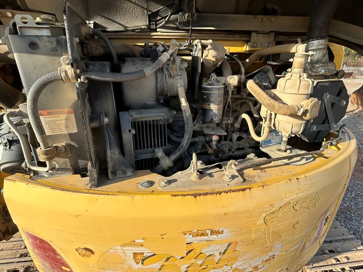 2017-komatsu-pc88mr-10-image-37