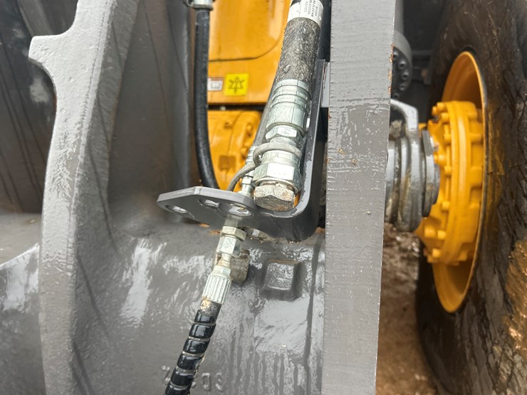 2019-volvo-l90h-image-13