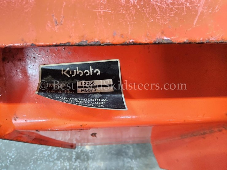 2017-kubota-l3560-image-45
