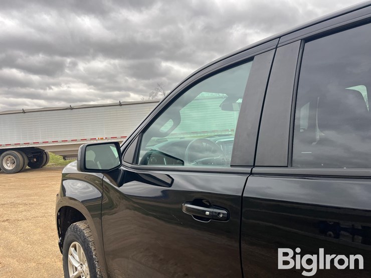 2020-chevrolet-1500-image-11