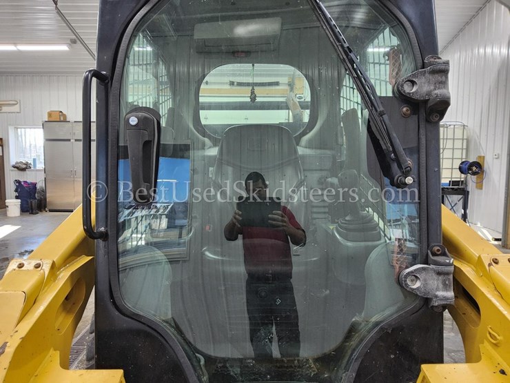 2017-caterpillar-272d2-image-18