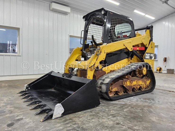 2014-caterpillar-259d-image-1