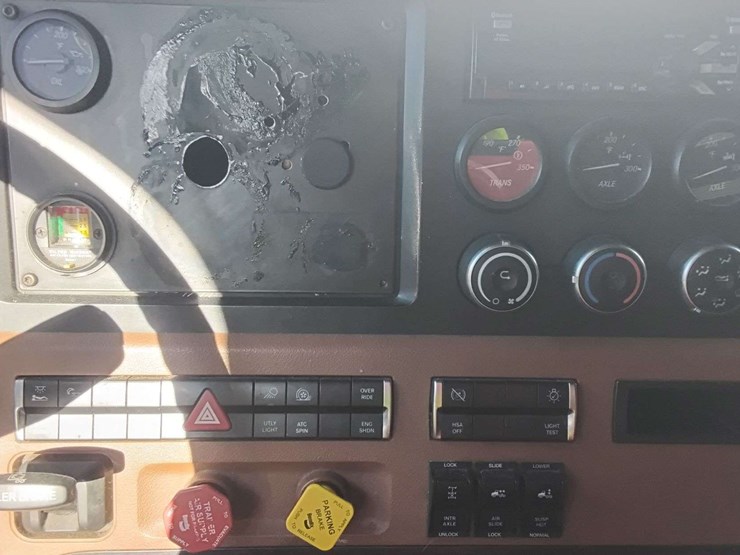 2020-freightliner-pt126sl-1fujhhdr0lllf2426-mileage:-image-22