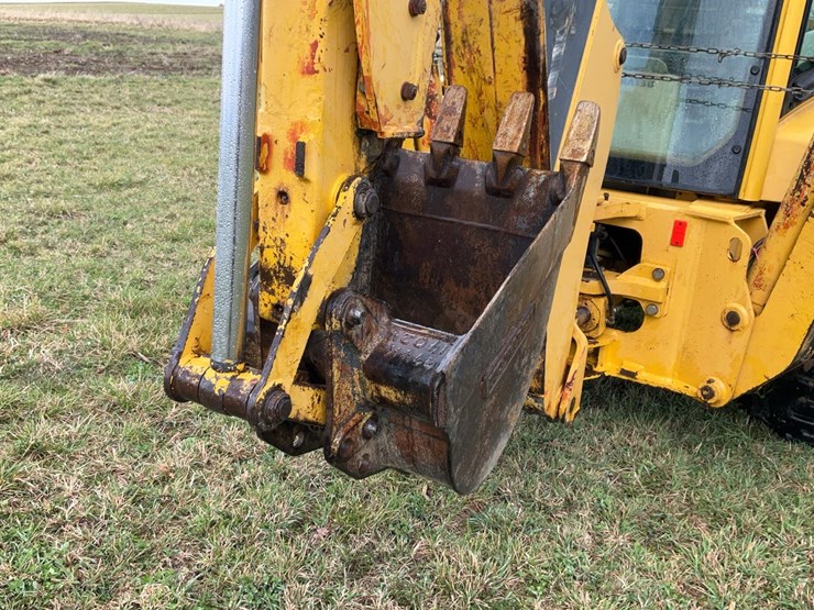 #360-•-2000-komatsu-4x4-utility-backhoe-image-55