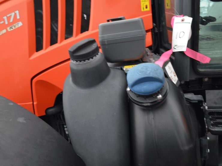 kubota-m7-171-premium-image-11