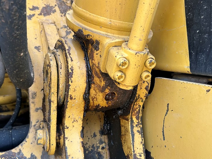 2004-caterpillar-321c-image-32