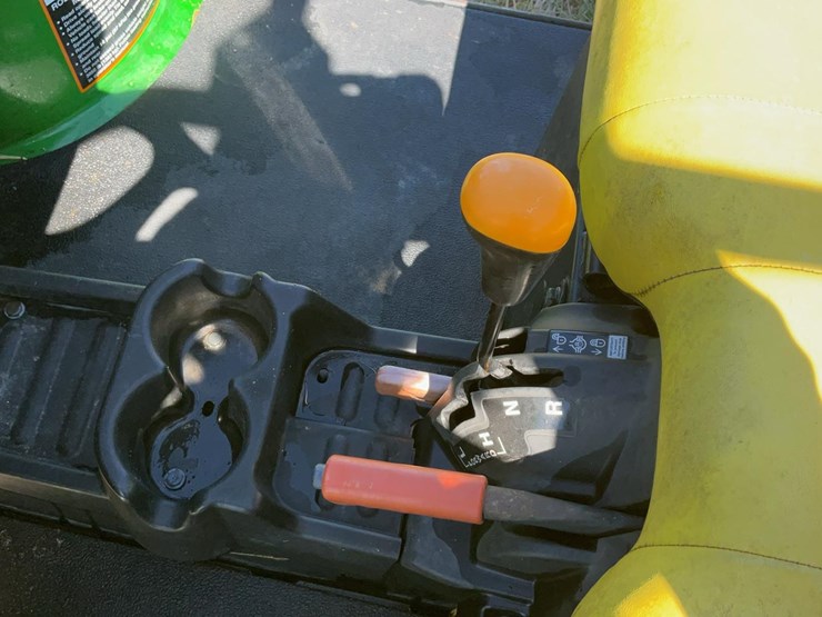 john-deere-gator-image-34