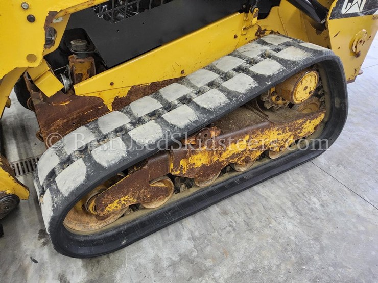2014-caterpillar-259d-image-15