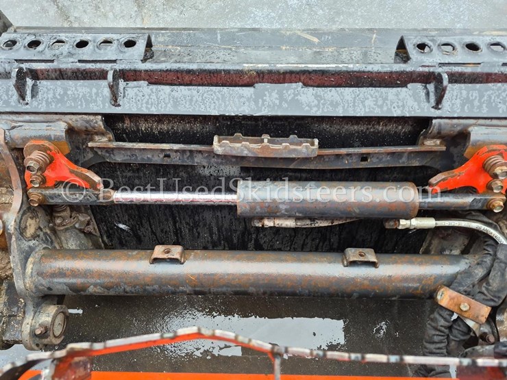 2023-kubota-svl75-3-image-16