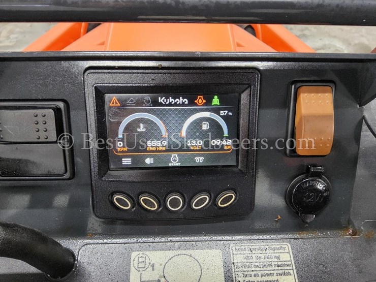 2023-kubota-scl1000-image-25