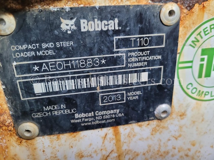 2013-bobcat-t110-image-20