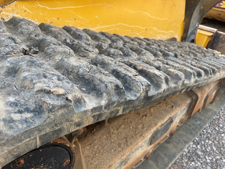 2019-deere-333g-image-59