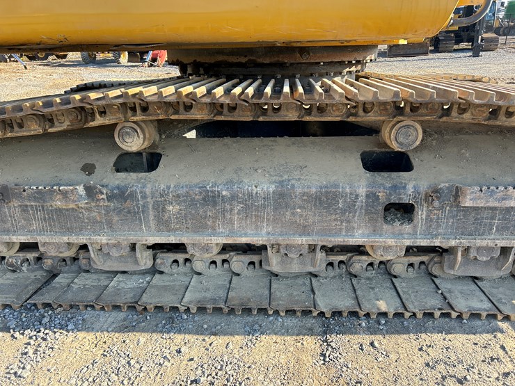 2019-deere-350g-lc-image-76