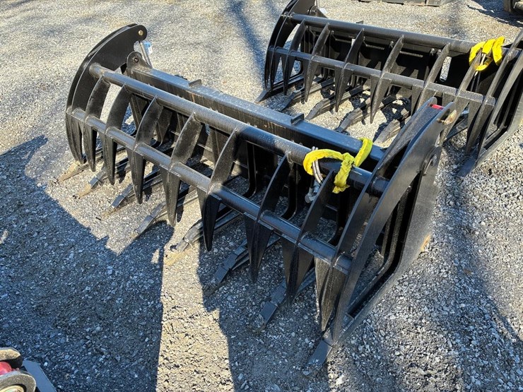 wildcat-84"-heavy-duty-skid-steer-root-rake-grapple-image-4