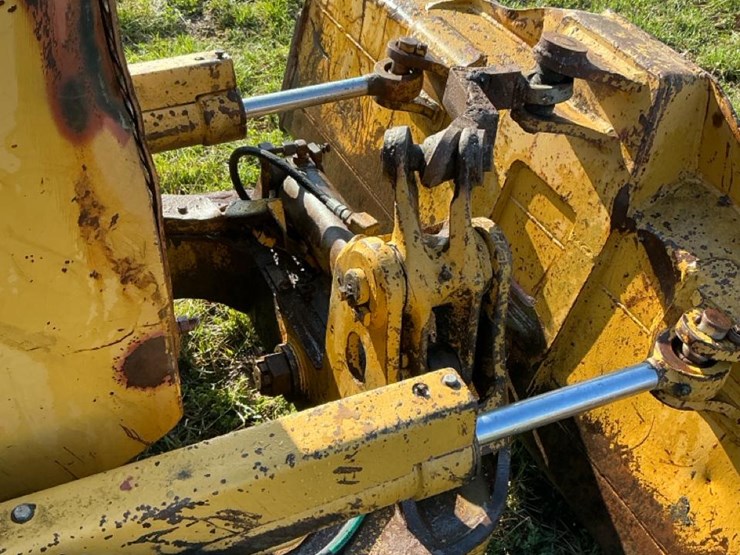 #350-•-1978-komatsu-d31-16-dozer-image-27