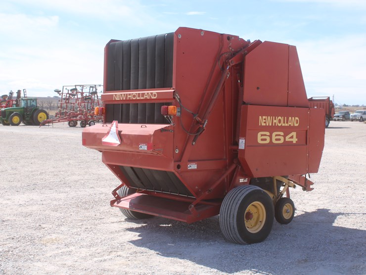 new-holland-664-image-6