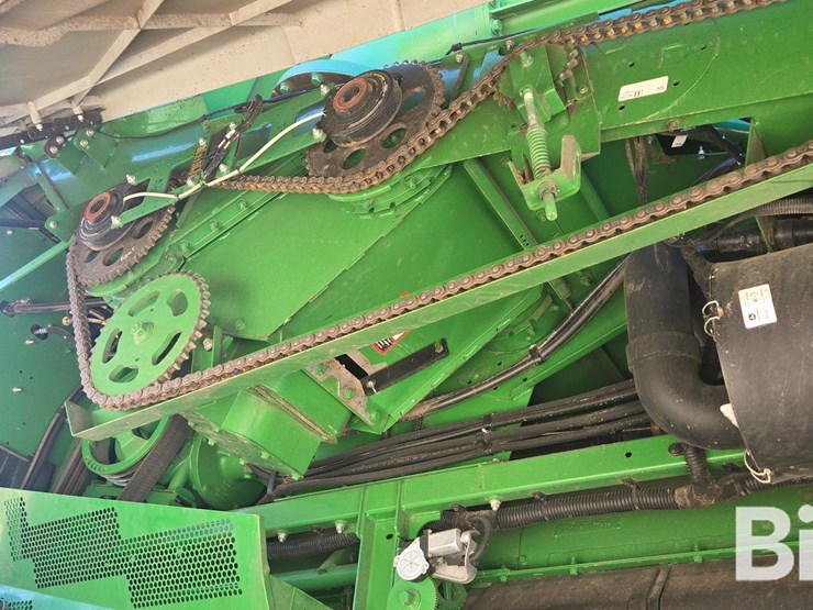 2016-john-deere-s680-image-19