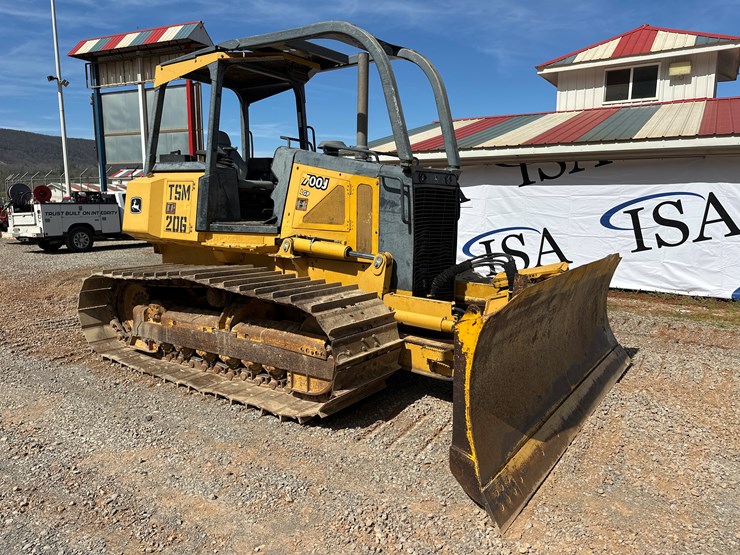 2006-deere-700j-image-7