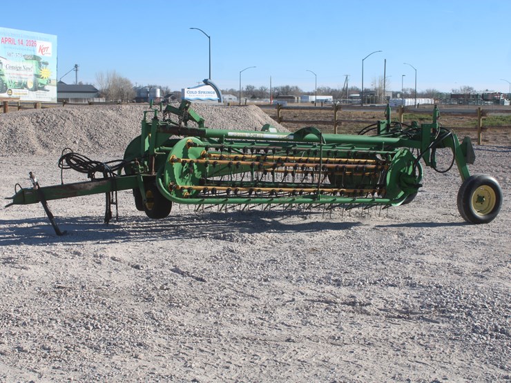 john-deere-700-image-33
