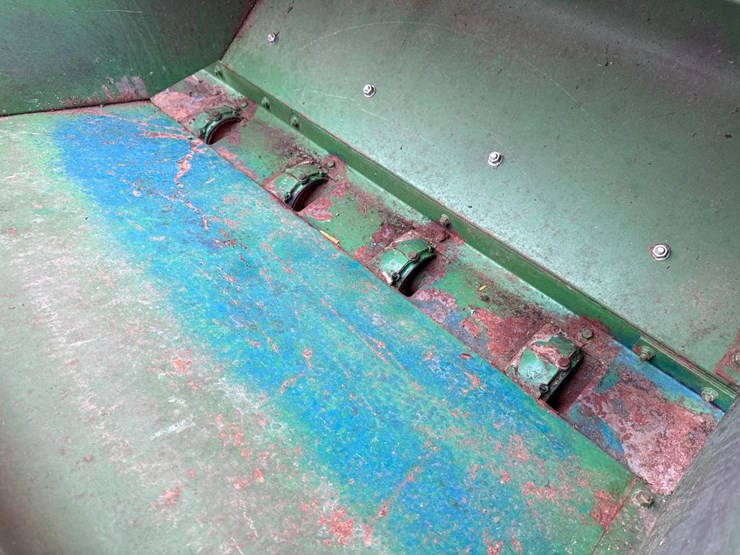 john-deere-8300-image-20