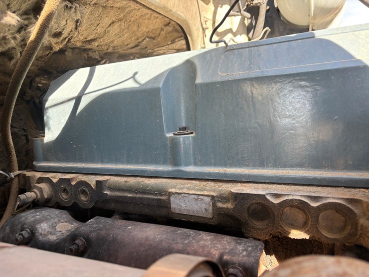 1996-volvo-aero-semi-image-7